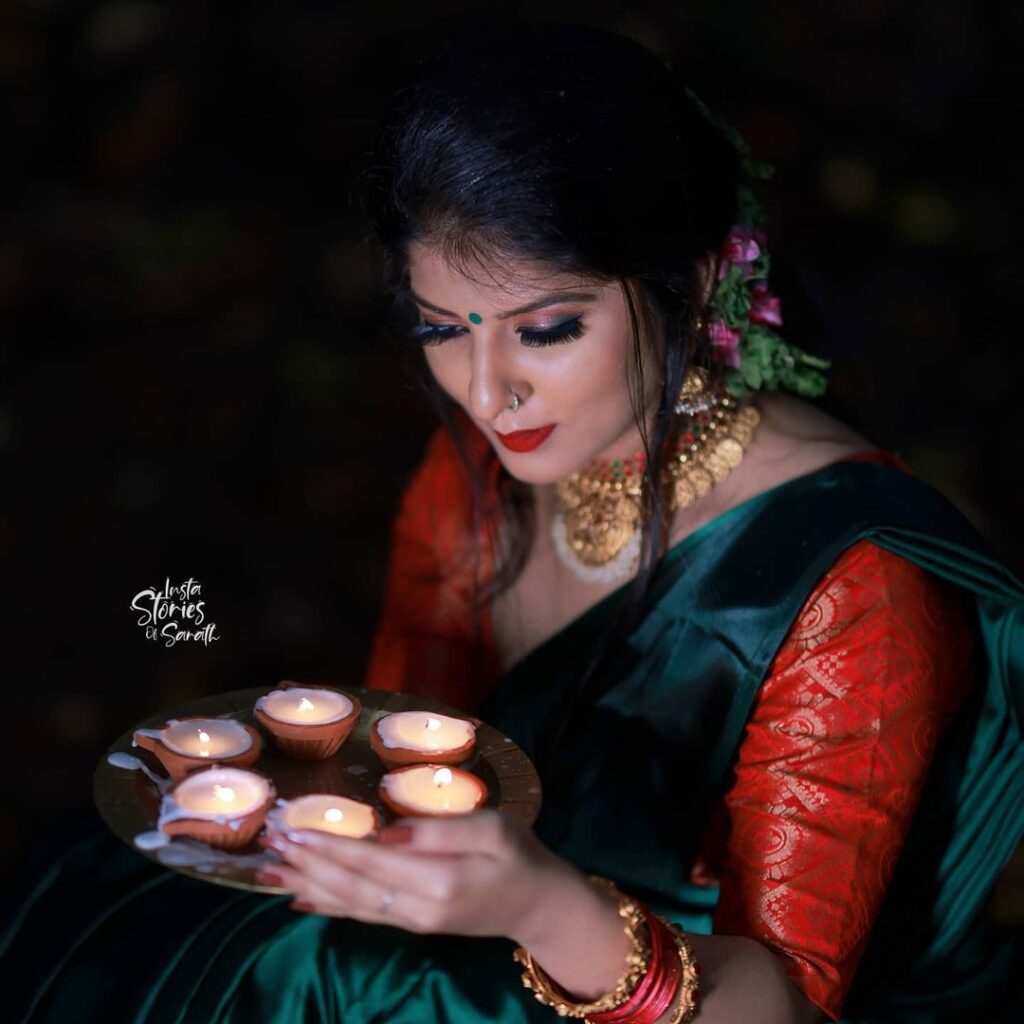 Aswathy S Nair Serials and Beautiful Photos | iiQ8 Actress 16